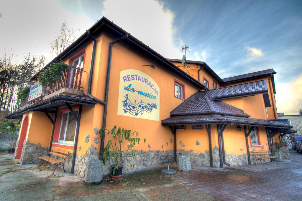 Hotel La-Musica Piaseczno  Eksteriør bilde