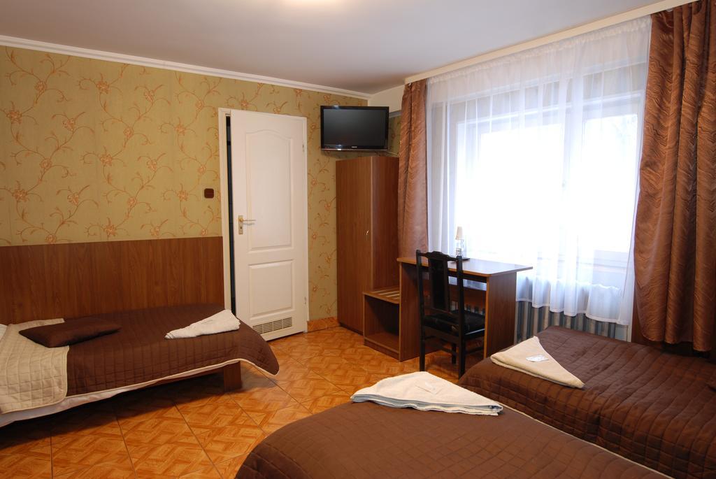 Hotel La-Musica Piaseczno  Eksteriør bilde